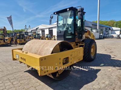 Caterpillar CS66B Smooth Drum Roller Compactor