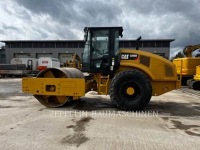 Caterpillar CS66B Smooth Drum Roller Compactor