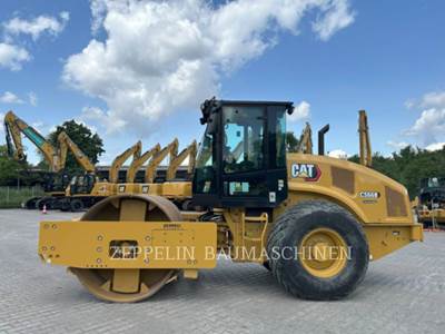 Caterpillar CS66B Smooth Drum Roller Compactor