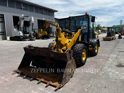 Caterpillar 906H Wheel Loader