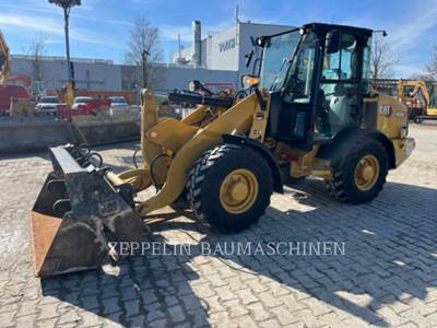 Caterpillar 906M Wheel Loader