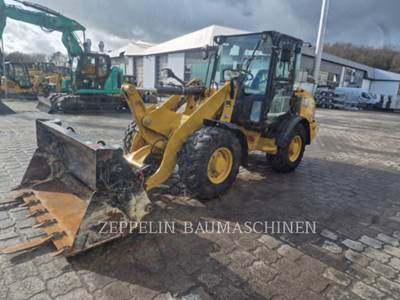 Caterpillar 906M Wheel Loader