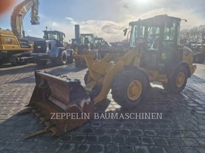 Caterpillar 906M Wheel Loader