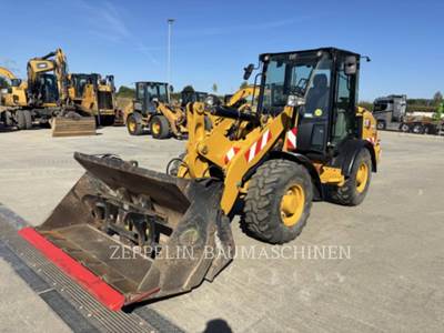 Caterpillar 906M Wheel Loader