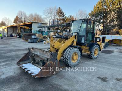 Caterpillar 907M Wheel Loader
