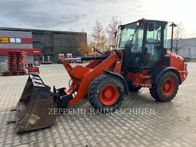 Caterpillar 908H Wheel Loader