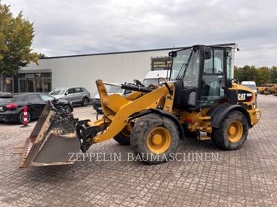 Caterpillar 908M Wheel Loader