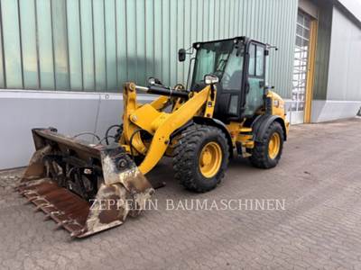 Caterpillar 908M Wheel Loader