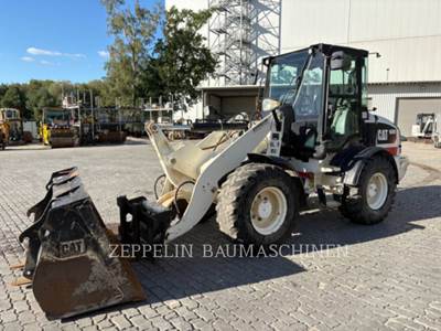 Caterpillar 908M Large Wheel Loader