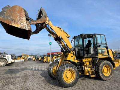 Caterpillar 910M Wheel Loader