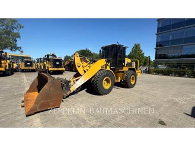 Caterpillar 938M Wheel Loader
