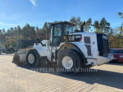 Caterpillar 950M Wheel Loader
