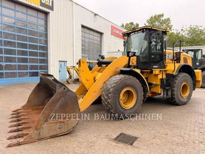 Caterpillar 962M Large Wheel Loader