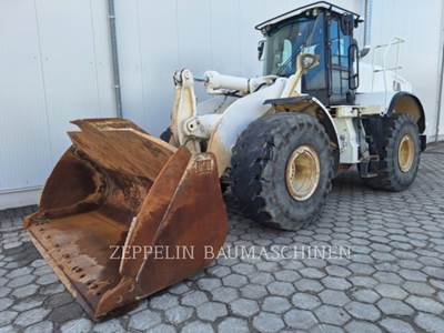 Caterpillar 966M Wheel Loader