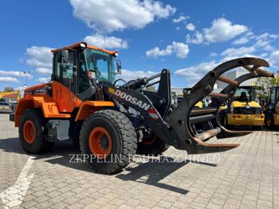Doosan DL250-5 Wheel Loader