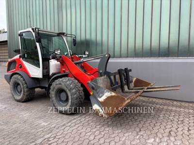 Liebherr L506 Wheel Loader
