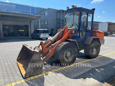 Liebherr L506 Wheel Loader