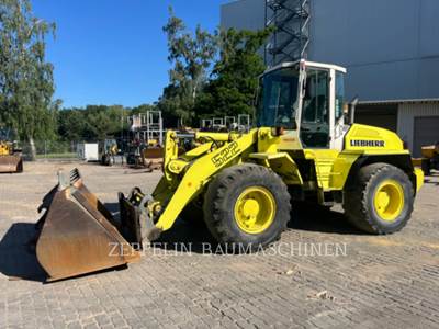 Liebherr L522 Wheel Loader
