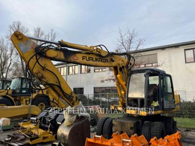 Furukawa W730 Wheeled Excavator