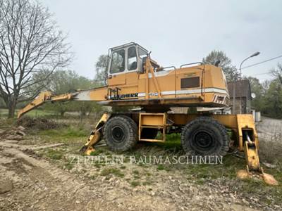 Liebherr A942MH Wheeled Excavator