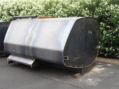 UnitedBuilt 6D10 2300 Gallon Water Tank