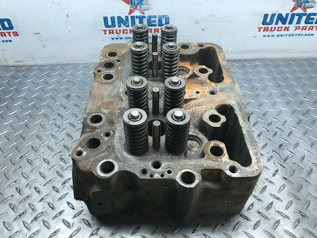 Cummins 400 Big Cam Cylinder Head For Sale Gooding, ID P2316