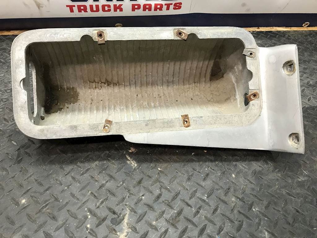 Peterbilt 379 Headlight Assembly For Sale Gooding, ID 1604263