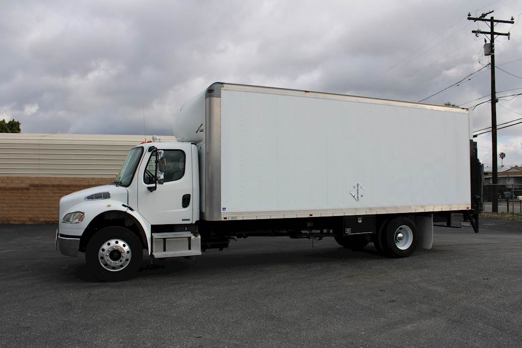 2008 Freightliner M2 24 ft. Aluminum Hi Cube Box Van Truck For Sale