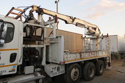 Builtrite Handlers 1010-TM Truck Mounted Material Grapple / Handler Body