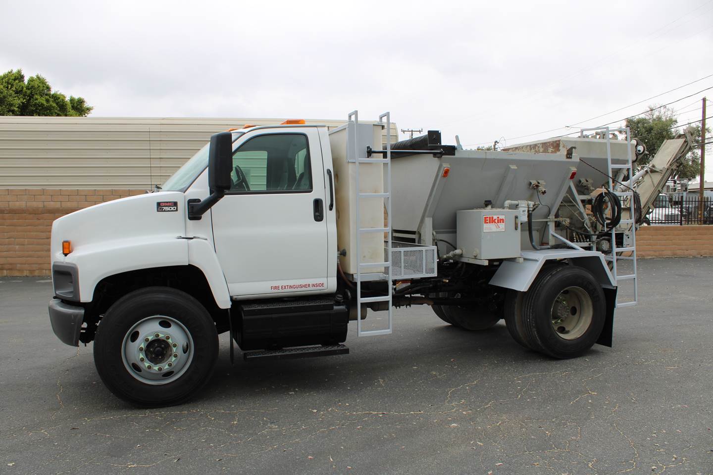 2008 GMC C7500 ELKIN HITECH CONCRETE VOLUMETRIC MIXER TRUCK For Sale