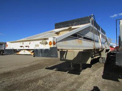 2001 Midland TC3000 Tridem Belly Dump Trailer