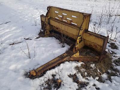 Caterpillar 518 Skidder Blade