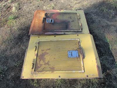 Caterpillar D6H Engine Doors