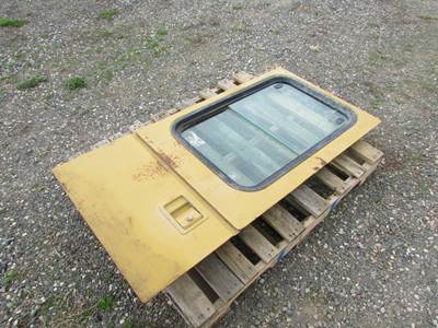 Caterpillar 5V7556 Cab Door