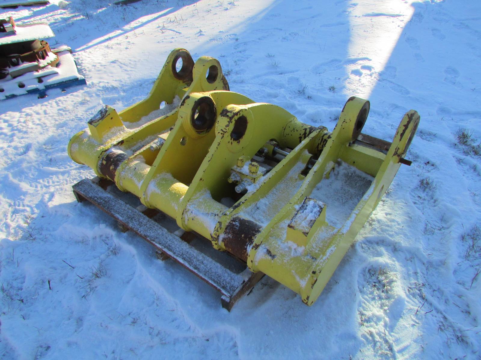 CWS Komatsu WA500 Quick Attach For Sale 100 Mile House, BC Wyatt's