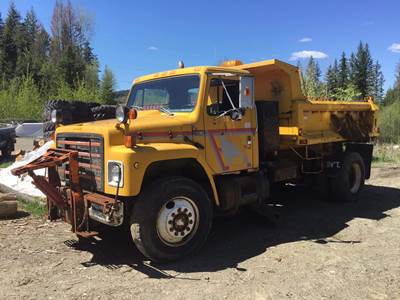 1986 International S1900 Dump Truck