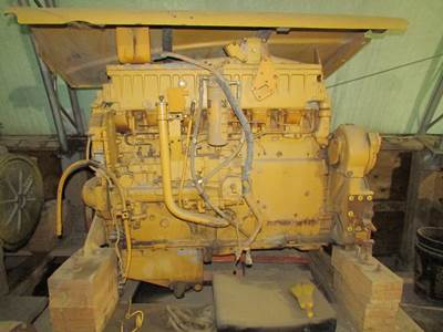 Caterpillar D8R Engine