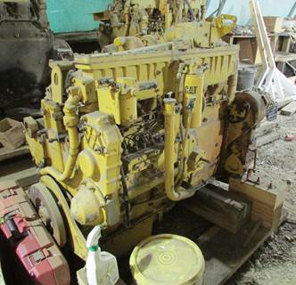 Caterpillar D8R Engine