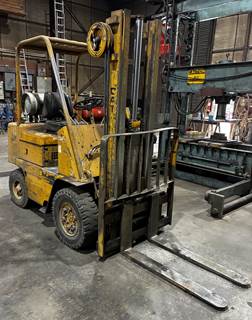 1970 Caterpillar V45B Forklift