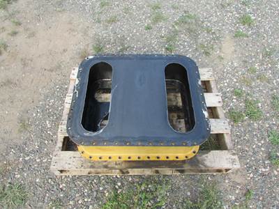 Caterpillar D8K Hydraulic Oil Tank Spacer