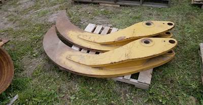 Tigercat 630C Grapple Tongs