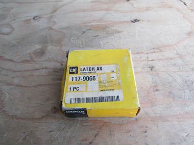 Caterpillar 117-9066 Latch As