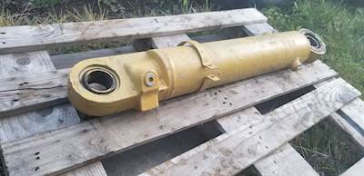 Caterpillar D250E Steering Cylinder