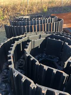 2 Caterpillar 524-3174 Track Groups