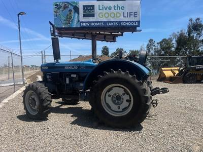 2021 New Holland 7010 Tractor - Mower