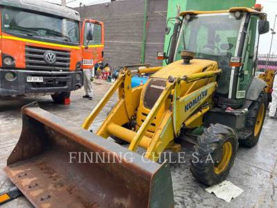 Komatsu WB 93R Backhoe
