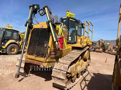 Caterpillar D8T Dozer