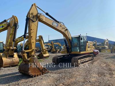 Caterpillar 320 Excavator