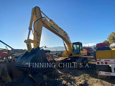Komatsu PC450LC-8 Excavator