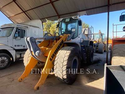 Liebherr L550 Wheel Loader